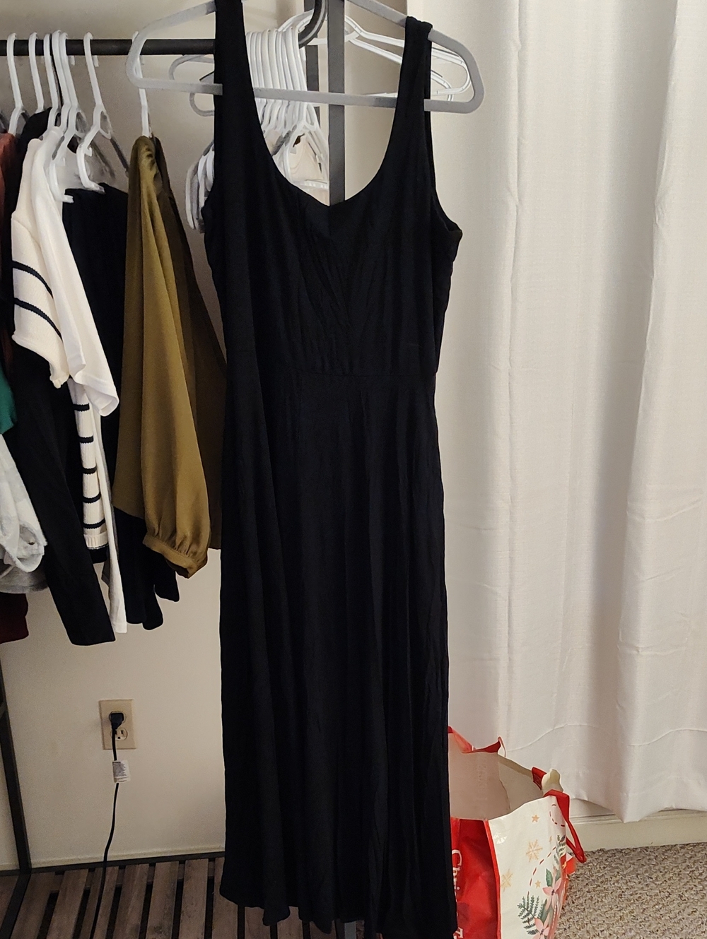 Market & Spruce Black Scoop V-Neck Maxi Dress